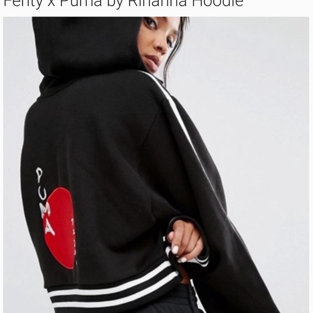 PUMA BY RIHANNA RISING SUN SWEATSHIRT SIZE S/P